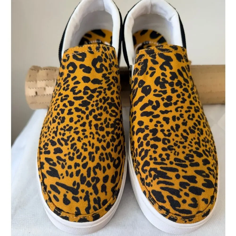 Nike Court Royale Slip On Leopard Cheetah Print Womens 9.5 NWOT - Picture 2 of 9